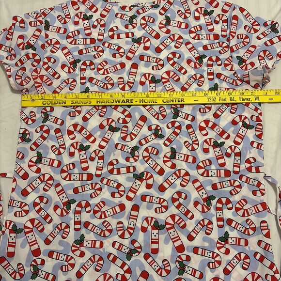 Cassandra O Scrubs Top Women Small Christmas Candy Canes Holiday Christmas Theme - Picture 5 of 9